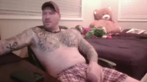 Snapshot of hurricanerodzilla chatting on January 8, 2025, 12:05 pm hurricanerodzilla online show from January 8, 2025, 12:05 pm