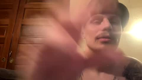 Snapshot of husbandandwife2011 chatting on February 22, 2025, 3:34 am husbandandwife2011 online show from February 22, 2025, 3:34 am