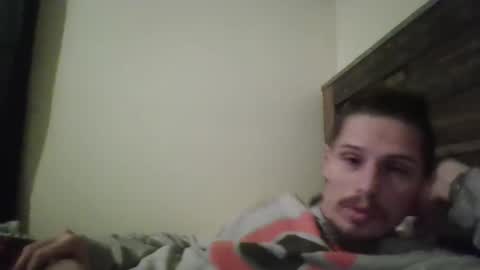 Snapshot of husbandandwife2011 chatting on November 9, 2025, 10:46 am husbandandwife2011 online show from November 9, 2025, 10:46 am