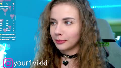 Snapshot of hustleebabyy_vikki chatting on February 7, 2025, 12:42 am Vika online show from February 7, 2025, 12:42 am