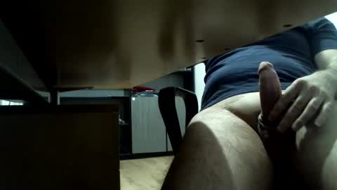 Snapshot of hybrid4646 chatting on December 27, 2024, 3:37 pm WatchMeCum online show from December 27, 2024, 3:37 pm