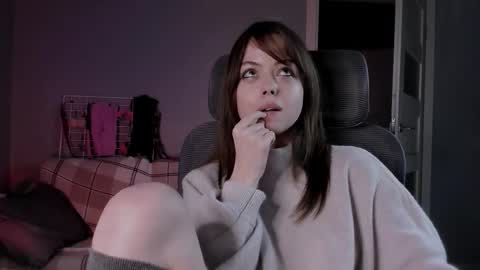 Snapshot of hype_meal_home chatting on November 29, 2025, 11:30 pm Miley. PVT open i have extra prices on nude show online show from November 29, 2025, 11:30 pm