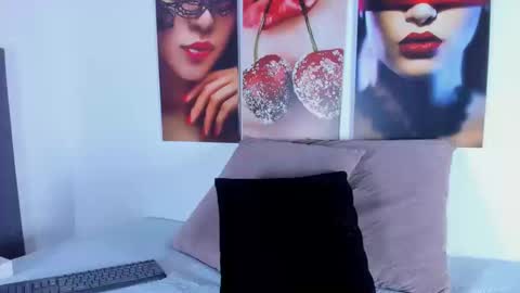 The Dolls online show from September 9, 2025, 7:46 pm