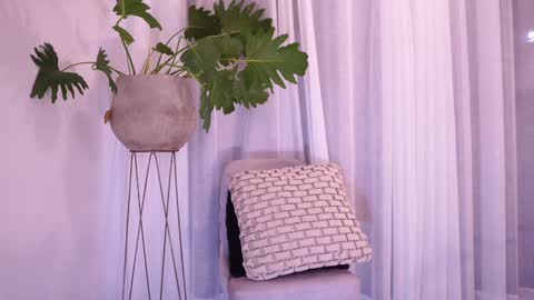 Snapshot of i_am_lucy1 chatting on January 8, 2025, 4:02 am Lucy online show from January 8, 2025, 4:02 am