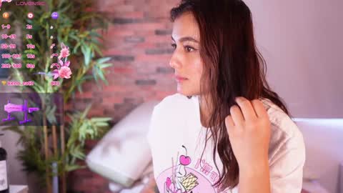 Snapshot of i_am_lucy1 chatting on January 20, 2025, 3:50 pm Lucy online show from January 20, 2025, 3:50 pm