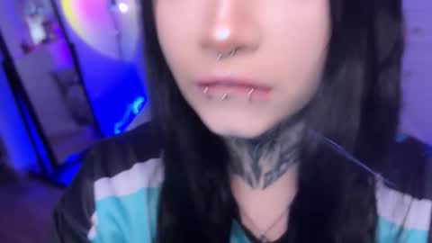 Asya  online show from November 19, 2025, 9:20 am