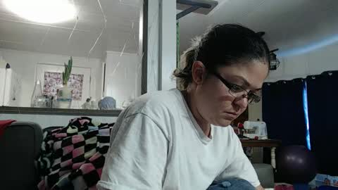 Snapshot of i_fetishize_u chatting on January 26, 2025, 3:25 pm ShortStuff online show from January 26, 2025, 3:25 pm