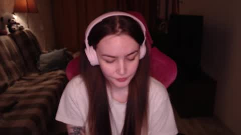 Snapshot of i_love_icecream chatting on December 26, 2024, 12:05 pm elisabeth online show from December 26, 2024, 12:05 pm