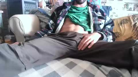 Snapshot of iacujizz chatting on October 25, 2025, 11:07 am ThatHotGuy online show from October 25, 2025, 11:07 am