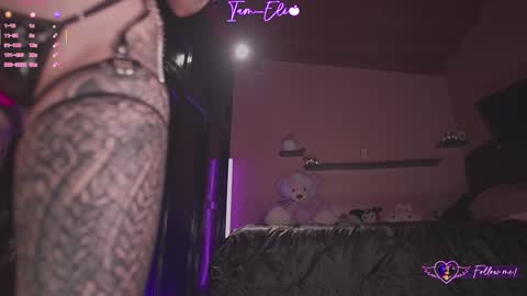       online show from November 13, 2025, 9:47 pm