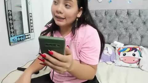 Snapshot of iam_mai chatting on January 18, 2025, 2:03 am iam_mai online show from January 18, 2025, 2:03 am