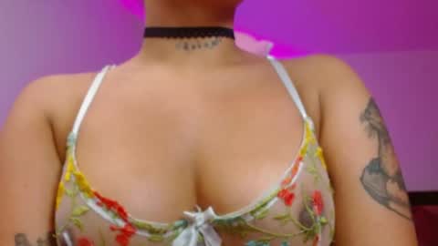 Snapshot of iam_salomex chatting on November 17, 2025, 9:48 am Salo online show from November 17, 2025, 9:48 am