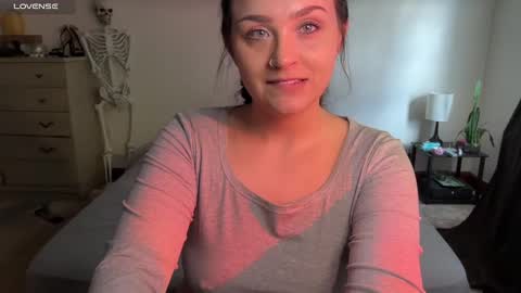 Snapshot of iamcrystalann chatting on January 13, 2025, 5:44 pm Crystal online show from January 13, 2025, 5:44 pm