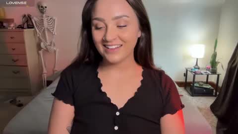 Snapshot of iamcrystalann chatting on January 14, 2025, 5:23 pm Crystal online show from January 14, 2025, 5:23 pm