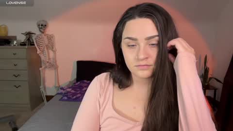 Snapshot of iamcrystalann chatting on February 2, 2025, 4:37 am Crystal online show from February 2, 2025, 4:37 am