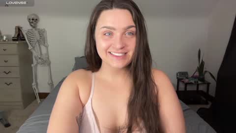 Snapshot of iamcrystalann chatting on February 19, 2025, 4:55 am Crystal online show from February 19, 2025, 4:55 am