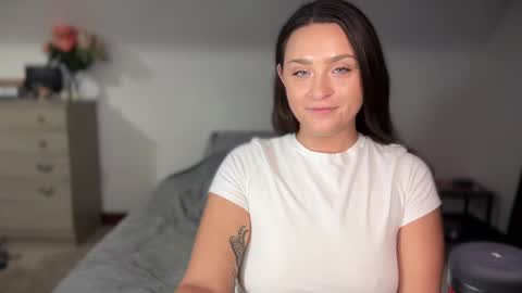 Snapshot of iamcrystalann chatting on September 17, 2025, 3:08 am Crystal online show from September 17, 2025, 3:08 am