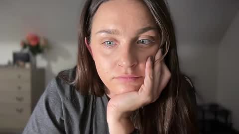 Snapshot of iamcrystalann chatting on October 12, 2025, 5:06 am Crystal online show from October 12, 2025, 5:06 am