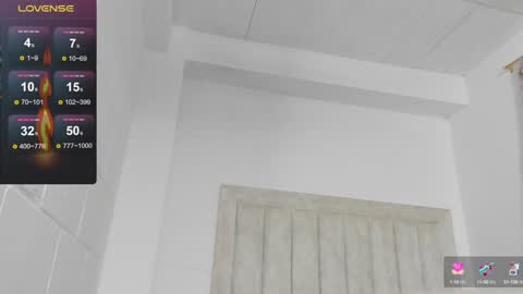 Snapshot of iamjulian_ chatting on December 15, 2024, 5:10 pm Juliiiiian online show from December 15, 2024, 5:10 pm