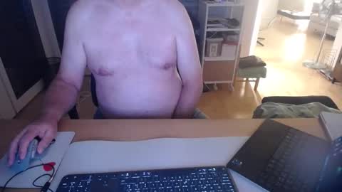 Snapshot of iandy12 chatting on September 8, 2025, 9:36 pm iandy12 online show from September 8, 2025, 9:36 pm