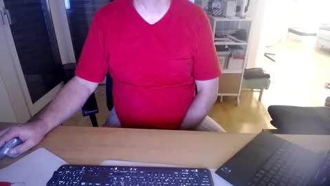 Snapshot of iandy12 chatting on October 16, 2025, 9:49 pm iandy12 online show from October 16, 2025, 9:49 pm