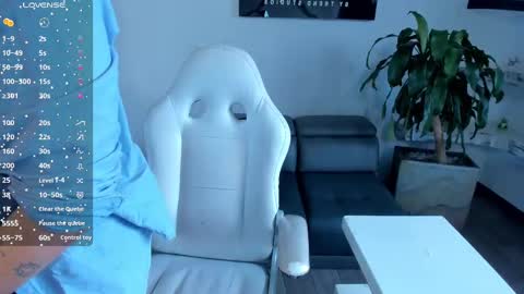 ian online show from September 19, 2025, 8:09 pm