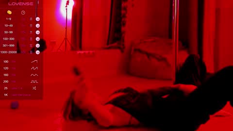 Milena online show from November 14, 2025, 11:57 pm