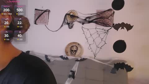 Snapshot of ice_y_abigail chatting on October 23, 2025, 12:15 pm ice_y_abigail online show from October 23, 2025, 12:15 pm