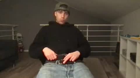 Snapshot of icyninesix chatting on December 22, 2024, 2:17 am icyninesix online show from December 22, 2024, 2:17 am