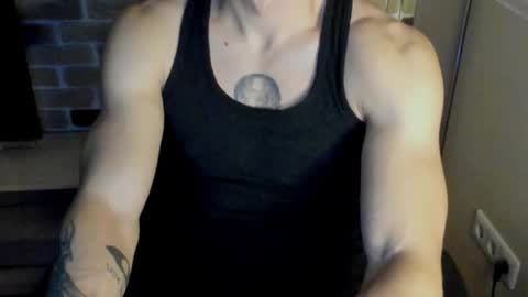 yo online show from November 13, 2025, 8:19 pm