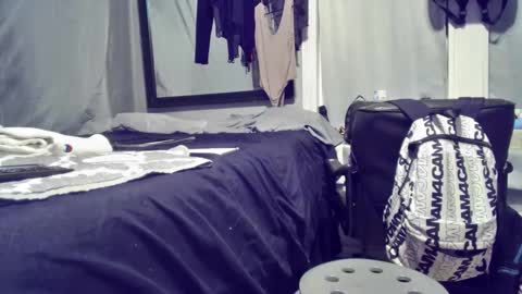 Snapshot of igetherwetter chatting on December 25, 2024, 4:44 am Amiri Roue online show from December 25, 2024, 4:44 am