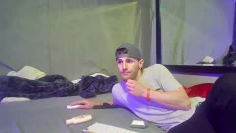 Snapshot of igetherwetter chatting on January 11, 2025, 1:53 pm Amiri Roue online show from January 11, 2025, 1:53 pm