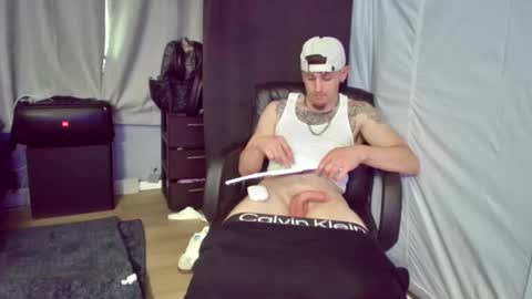 Snapshot of igetherwetter chatting on February 13, 2025, 1:05 pm Amiri Roue online show from February 13, 2025, 1:05 pm