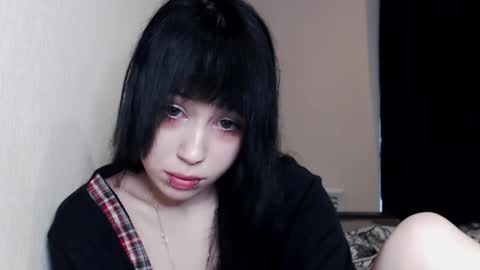 iiiiiiis online show from October 14, 2025, 8:26 am