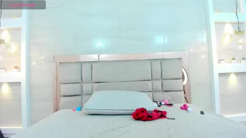 Snapshot of ikia_lopez chatting on November 15, 2025, 7:10 pm ikia lopez online show from November 15, 2025, 7:10 pm