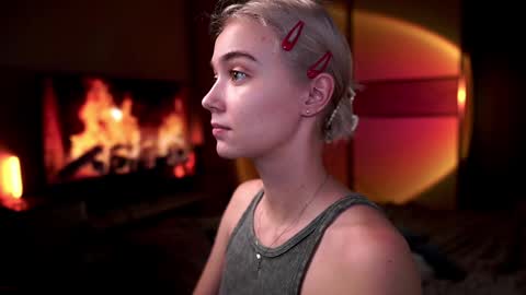 ileanacampbel online show from January 12, 2025, 4:08 pm