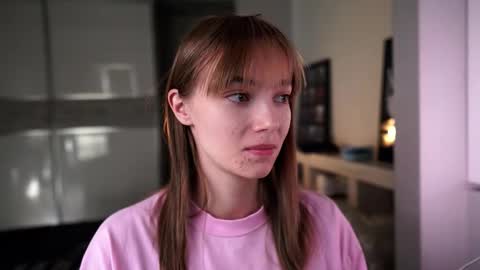 ileanacampbel online show from September 9, 2025, 4:23 am