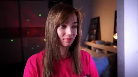 ileanacampbel online show from September 19, 2025, 4:25 am