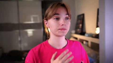 ileanacampbel online show from September 23, 2025, 4:37 am