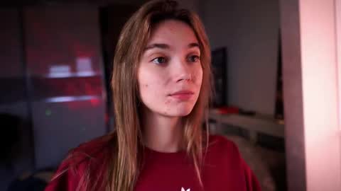 ileanacampbel online show from October 23, 2025, 5:07 am