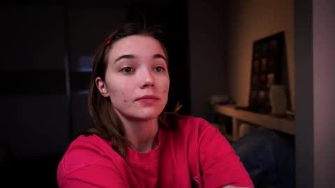 ileanacampbel online show from December 18, 2025, 5:02 am