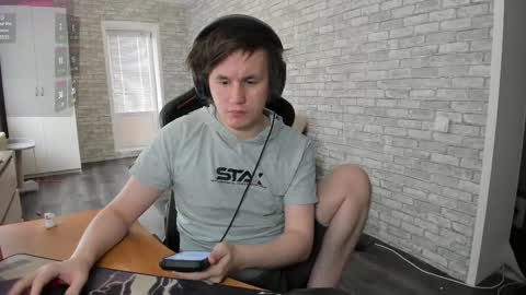 iliaskris online show from March 1, 2025, 9:07 am