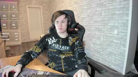 iliaskris online show from March 7, 2025, 3:28 pm