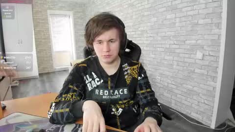 iliaskris online show from March 11, 2025, 11:33 am