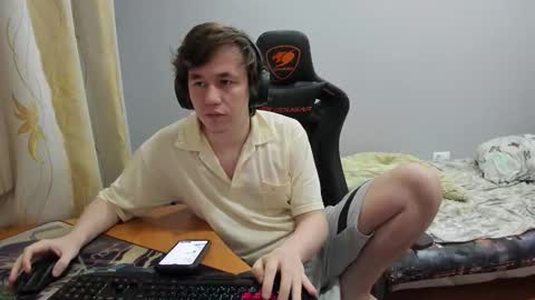 iliaskris online show from September 15, 2025, 10:43 pm