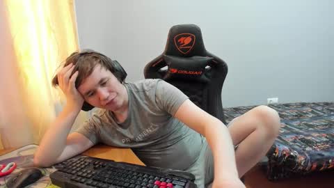 iliaskris online show from September 16, 2025, 10:49 am