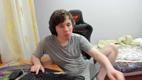 iliaskris online show from September 16, 2025, 11:39 pm