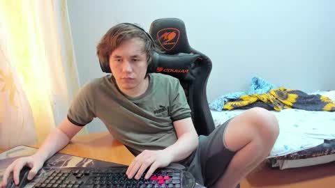 iliaskris online show from September 20, 2025, 11:33 am