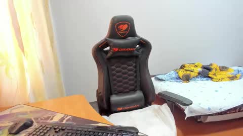 iliaskris online show from September 22, 2025, 9:22 am