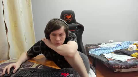 iliaskris online show from September 27, 2025, 1:43 am